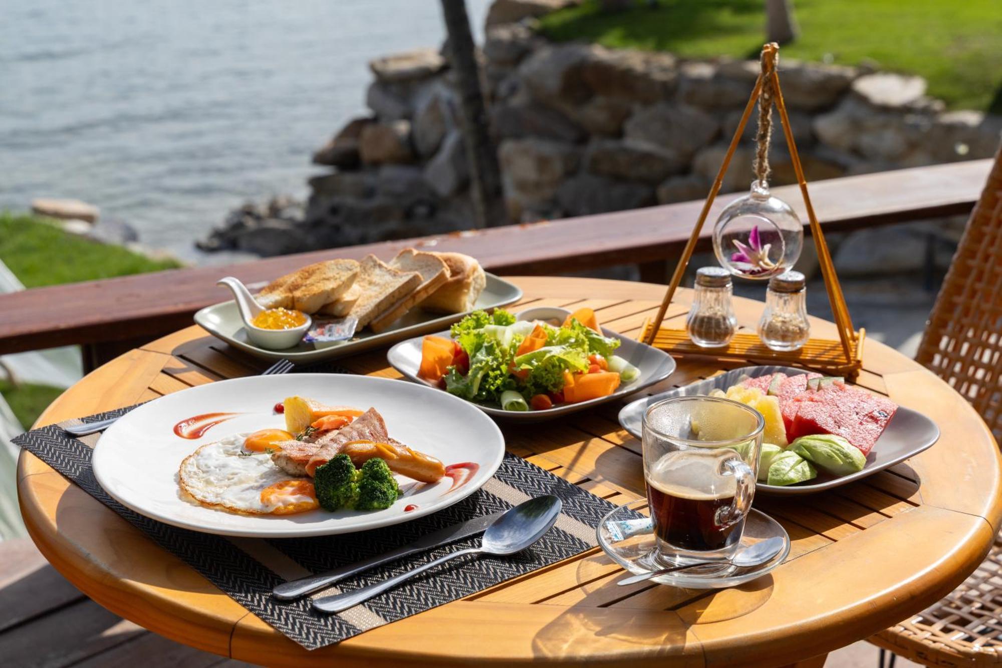 X-Sea Khanom Harbor Bay Resort 外观 照片