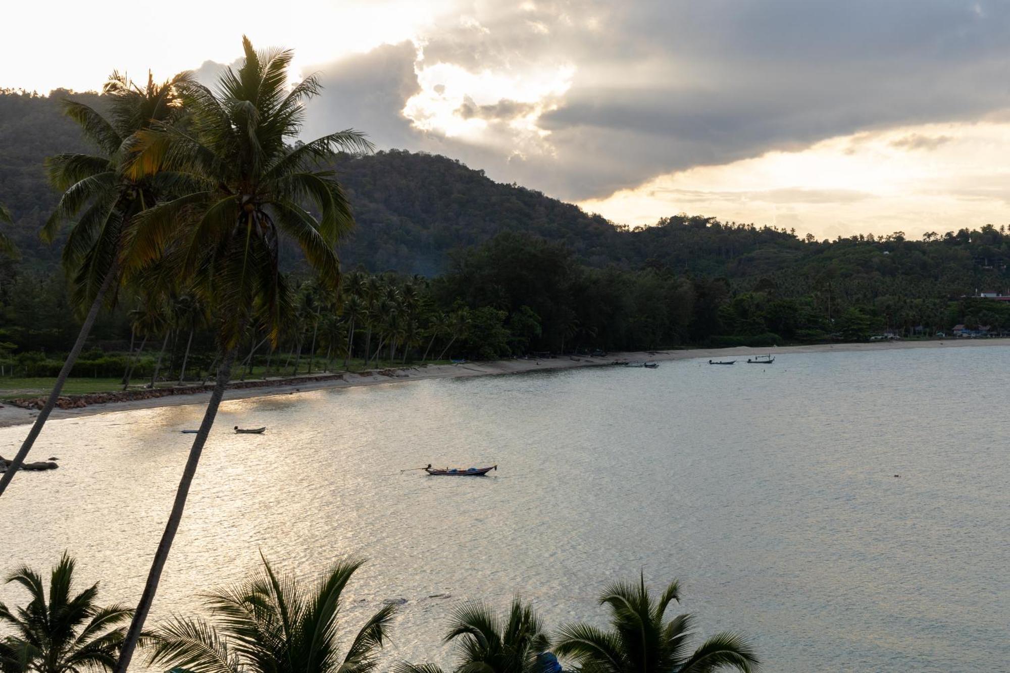 X-Sea Khanom Harbor Bay Resort 外观 照片
